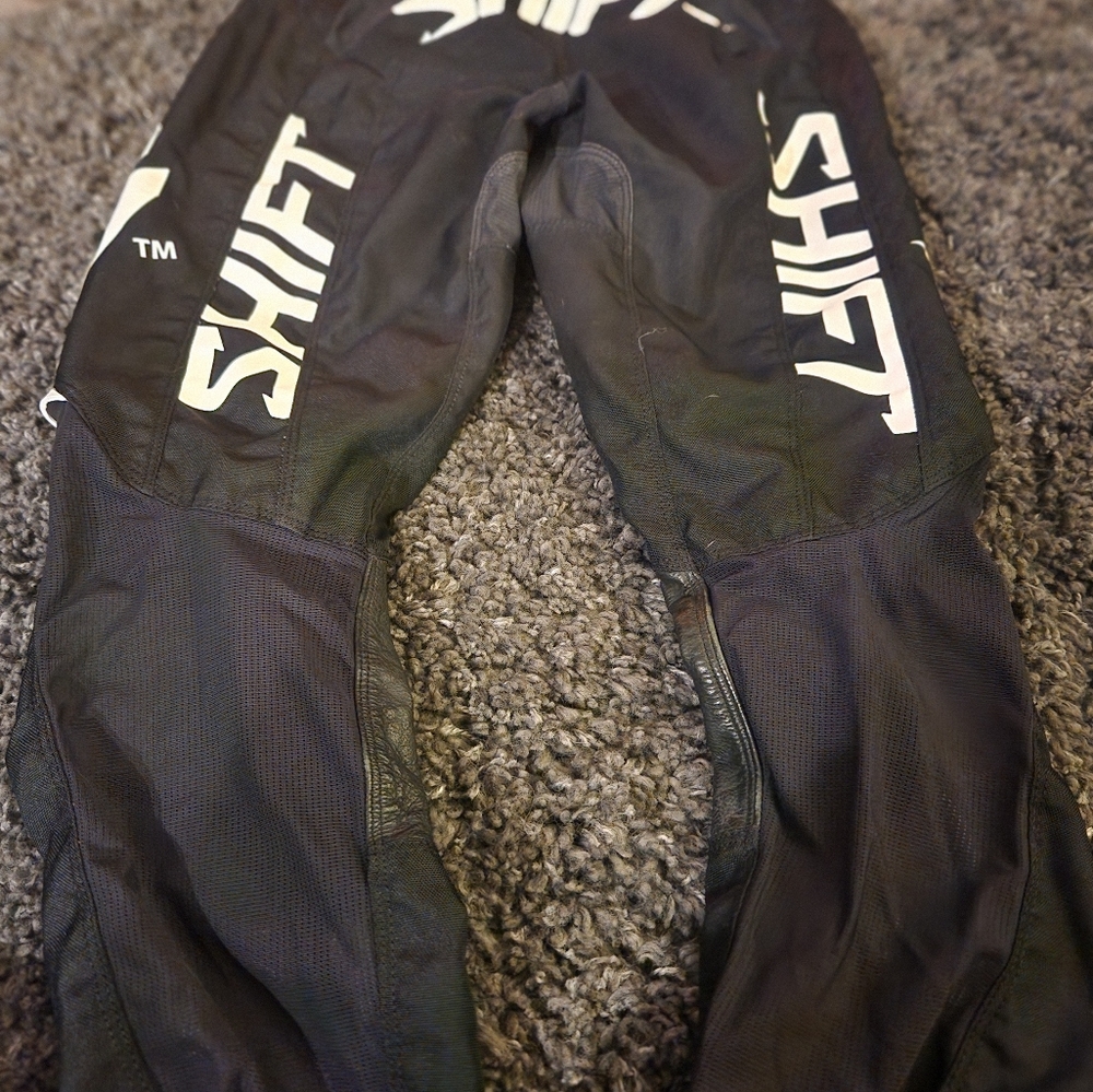 Riding pants - Picture 2 of 3